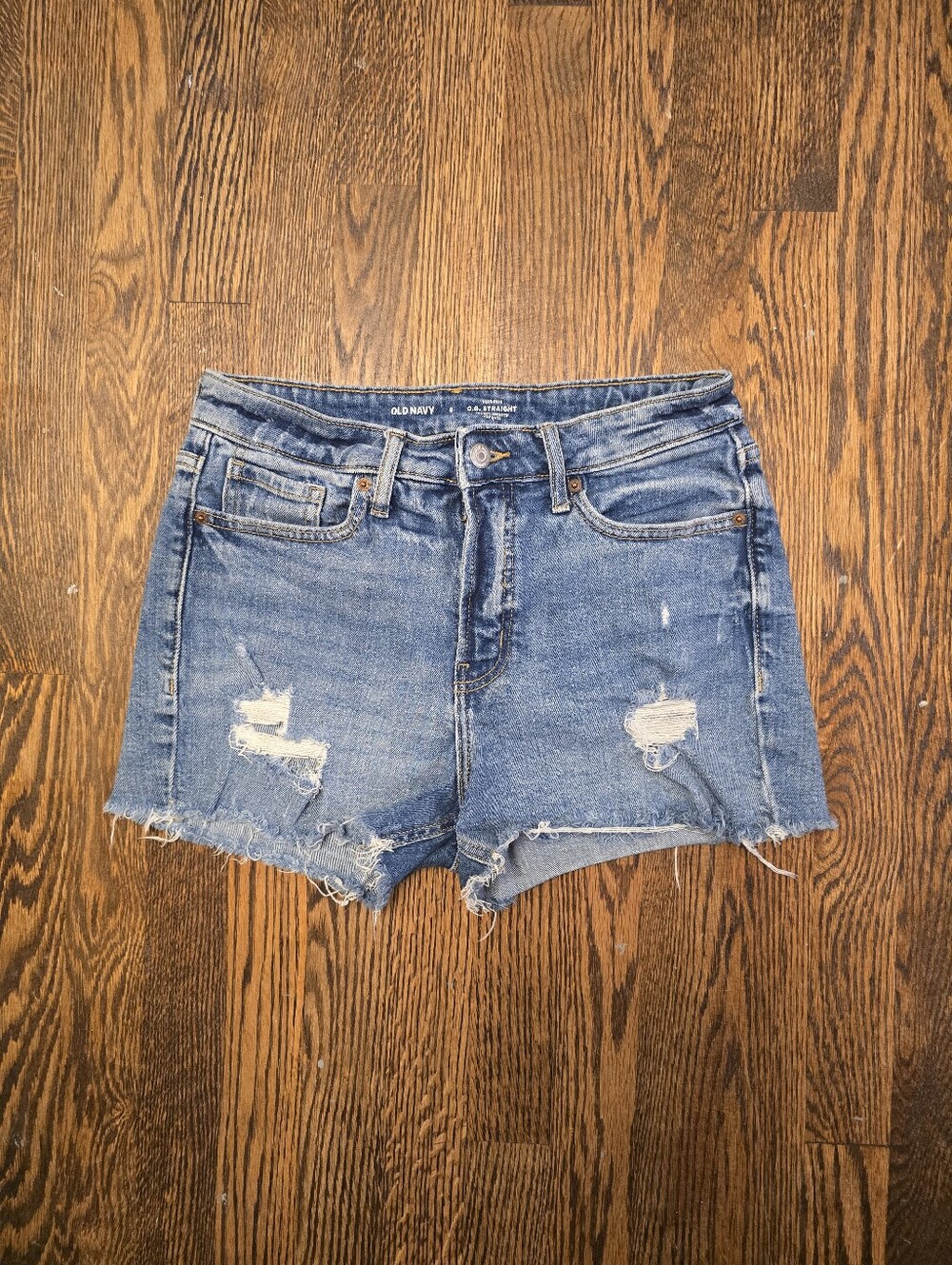 Old Navy High-Rise O.G. Straight Distressed Denim Shorts – Size 6